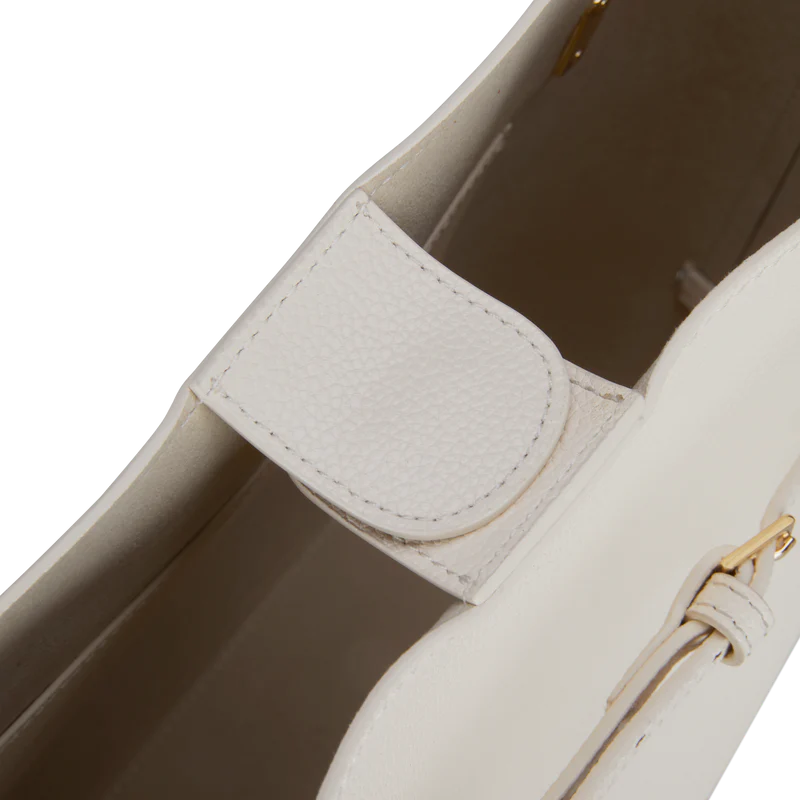 Avenne Belted Tote Bag