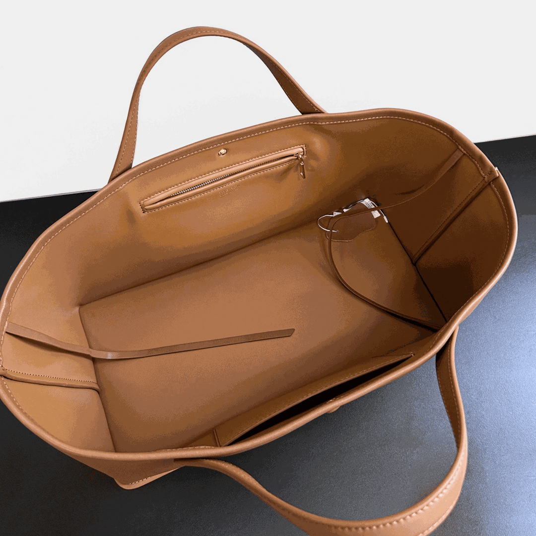 Cassandra Dome Handbag