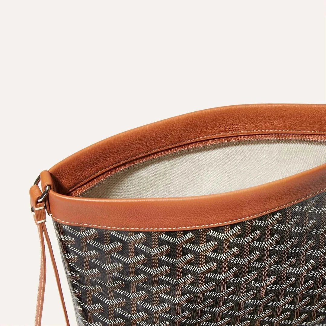 Condé PM Pouch