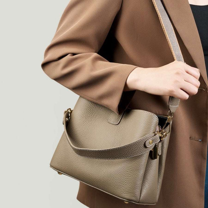 Amélie Bucket Bag
