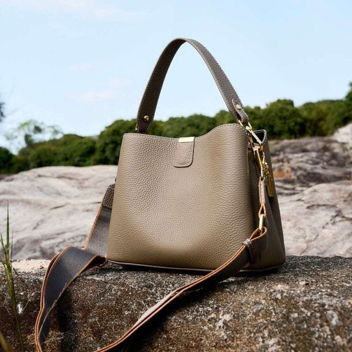 Amélie Bucket Bag