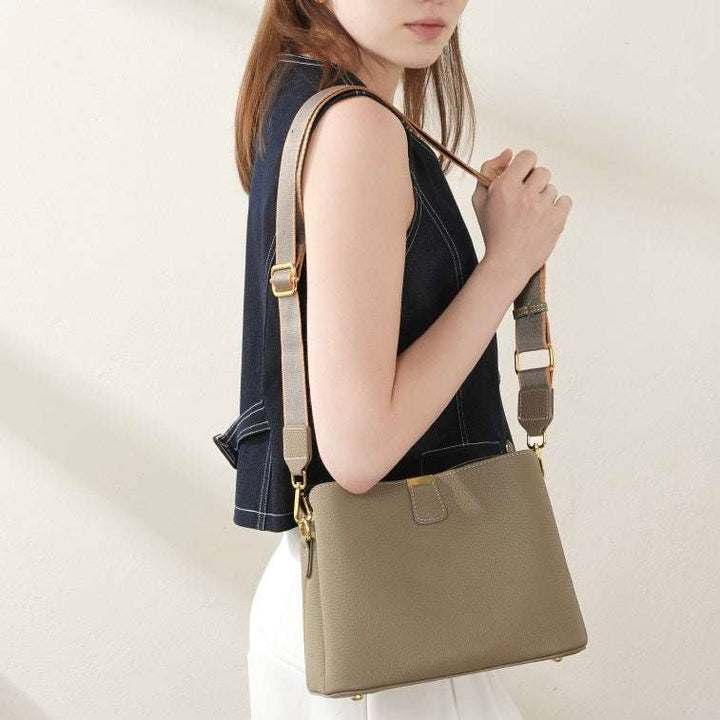Amélie Bucket Bag