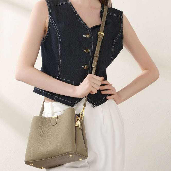 Amélie Bucket Bag