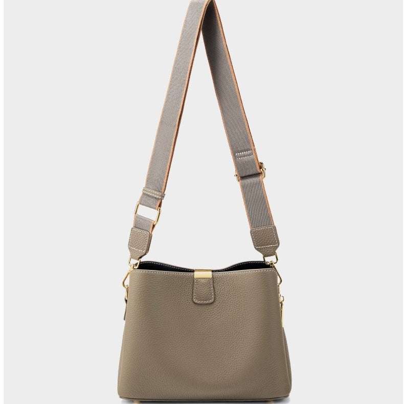 Amélie Bucket Bag